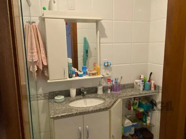 Imagem 7: Apartamento no Partenon de 3 Dormitórios e Vaga