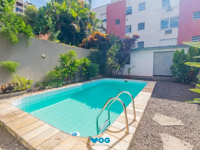Imagem: Casa com 255 Metros Privativos e Pátio