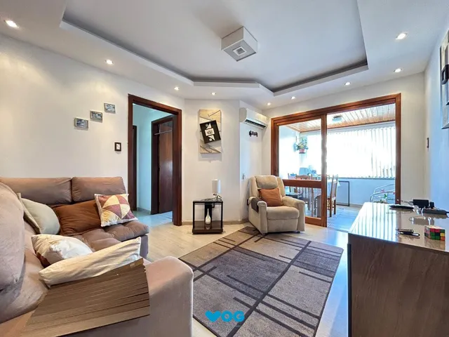 Imagem: Apartamento de 2 Dormitórios, Suíte, Sacada