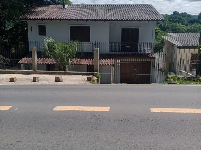 Imagem: Casa Ampla com Dois Dormitórios