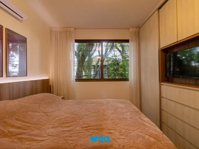 Imagem 5: Apartamento 2 Dorm (1 Suíte) com 2 Banheiros, Vaga e Varanda - 87M² na Floresta