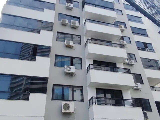 Imagem 2: Excelente apartamento na Agronômica – 4 dormitórios