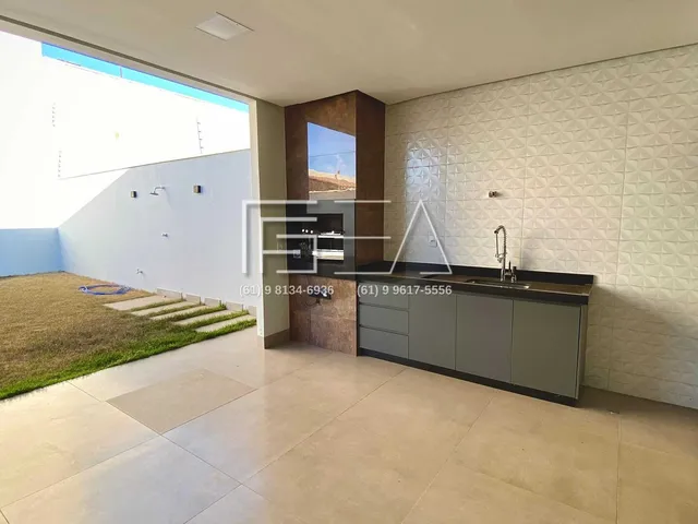Imagem 3: OPORTUNIDADE INCRÍVEL! CASA DISPONÍVEL PARA LOCAÇÃO COM 3 QUARTOS SENDO 1 SUÍTE