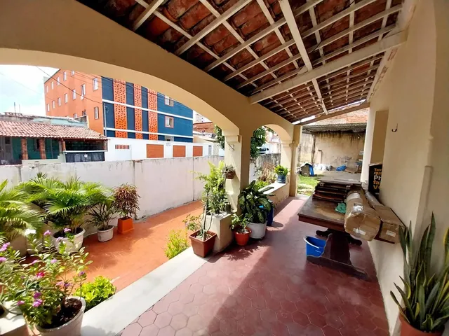 Imagem 10: CA8258) Uma Casa medindo 517,17m² localizada no bairro de Fátima