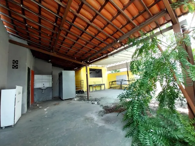 Imagem 7: CA8258) Uma Casa medindo 517,17m² localizada no bairro de Fátima
