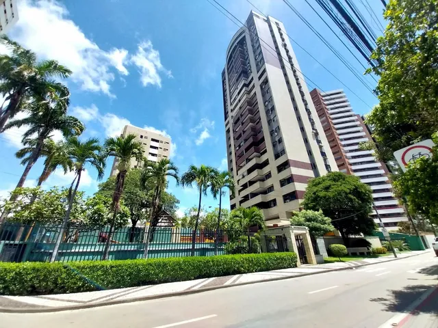 Imagem: Ap2392) Um Apartamento Medindo 149,15M²