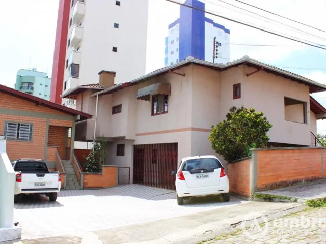 Imagem: Excelente Casa em Uma Área Privilegiada