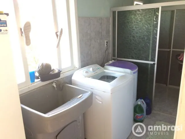 Imagem 5: Casa com Amplo Terreno - Negocia com Sítio