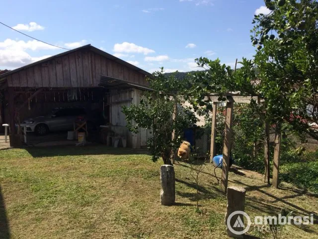 Imagem 9: Casa com Amplo Terreno - Negocia com Sítio