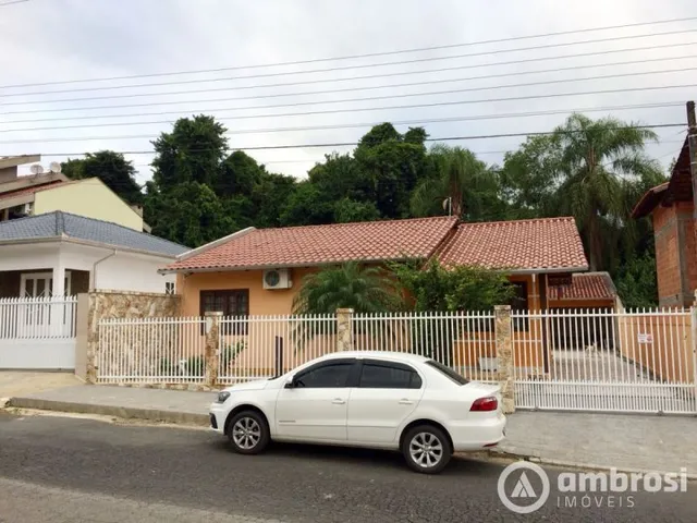 Imagem: Casa no Loteamento Jardim das Colinas