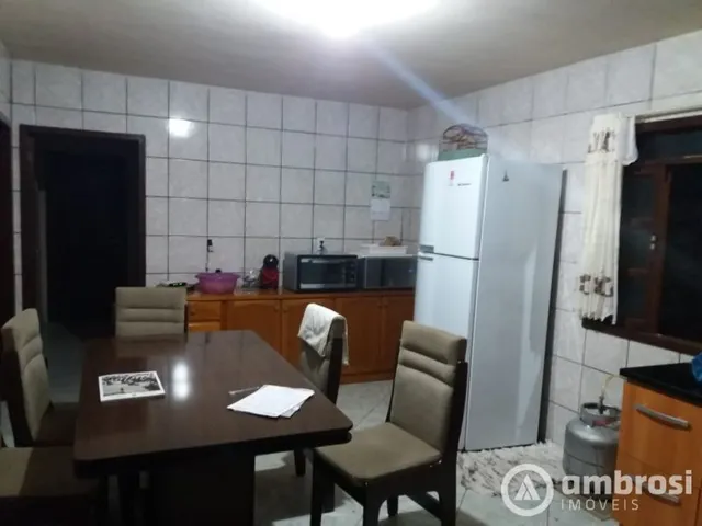 Imagem 4: Ampla Casa com 4 Quartos Troca por Sitio