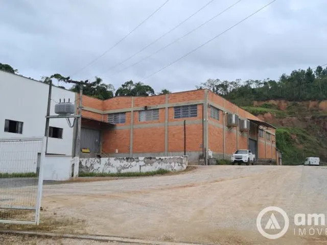 Imagem 2: Galpão - Semi mobiliado - São Pedro