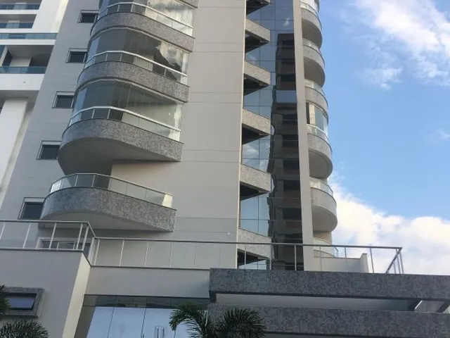Imagem: Amplo Apartamento - Ed. Onix - Centro