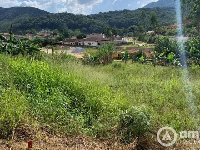 Imagem 1: Amplo Terreno no Centro da Claraíba