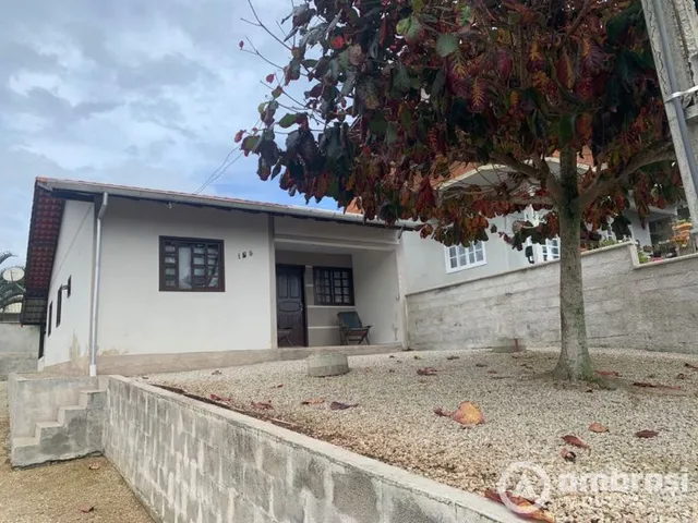 Imagem: Casa Solta - 3 Dormitorios - Limoeiro