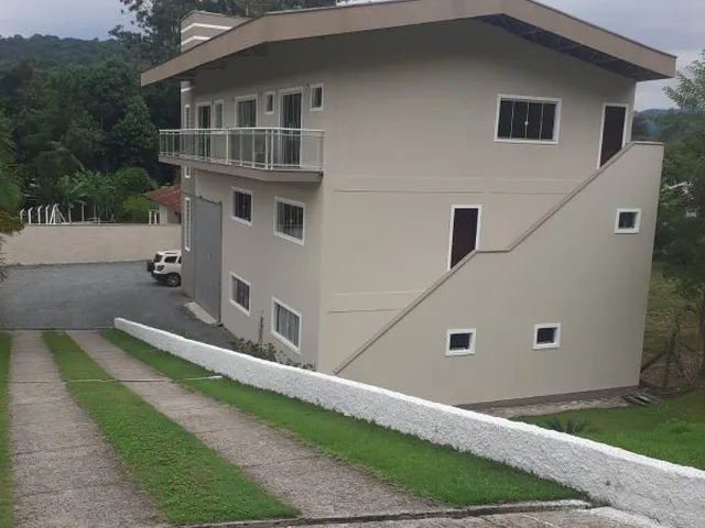 Imagem 6: Casa/Galpão Com Amplo Terreno e Espaço Adicional para Você Montar Seu Negócio