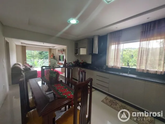 Imagem 11: Casa/Galpão Com Amplo Terreno e Espaço Adicional para Você Montar Seu Negócio