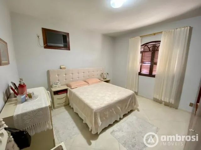 Imagem 10: 2 casas com amplo terreno na Primeiro de Maio - Aceita imóveis como parte do pagamento