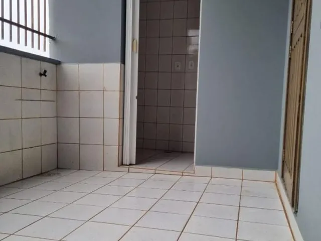 Imagem 2: CASA 04 QTOS - BAIRRO SANTA TEREZINHA