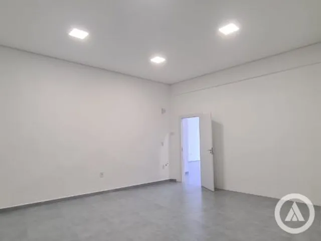 Imagem 7: SALA COMERCIAL COM ÁREA DE 140M2 - DOM JOAQUIM - BRUSQUE