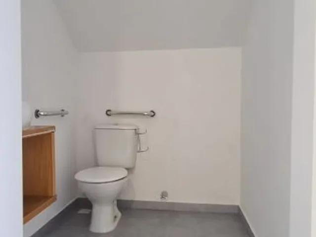 Imagem 10: SALA COMERCIAL COM ÁREA DE 140M2 - DOM JOAQUIM - BRUSQUE