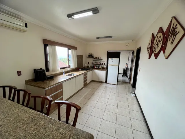 Imagem 3: Casa com piscina no bairro Souza Cruz
