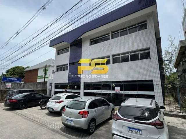 Imagem 1: Prédio Comercial para Locação na Av. Epitácio Pessoa com 24 Salas