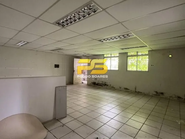 Imagem 9: Prédio Comercial para Locação na Av. Epitácio Pessoa com 24 Salas