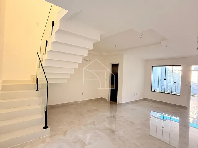 Imagem 8: Casa Duplex com 3 Suítes em Colina de Laranjeiras