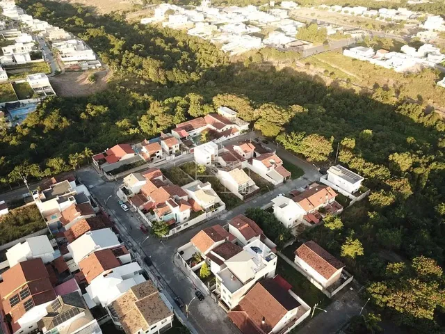 Imagem: Terreno de Esquina em Morada de Laranjeiras