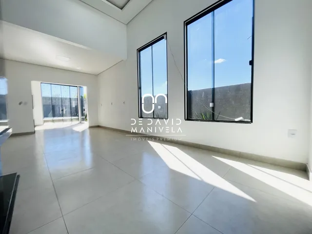 Imagem 3: Casa Residencial de 3 Dorm. com Piscina e Churrasqueira no Res. Alberto Schons