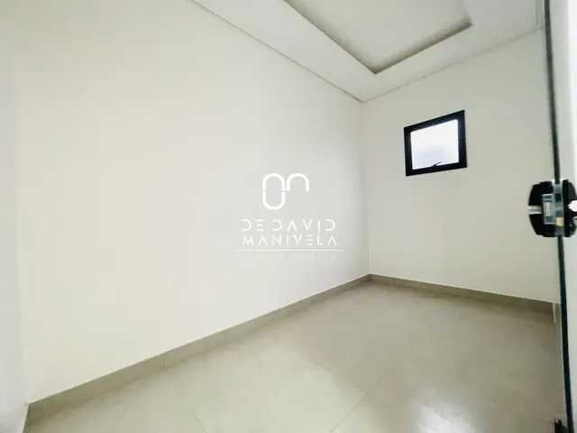 Imagem 13: Casa Residencial de 3 Dorm. com Piscina e Churrasqueira no Res. Alberto Schons