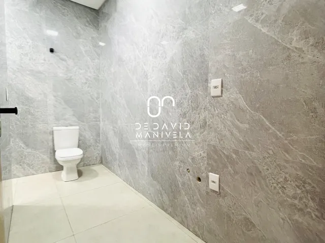 Imagem 16: Casa Residencial de 3 Dorm. com Piscina e Churrasqueira no Res. Alberto Schons