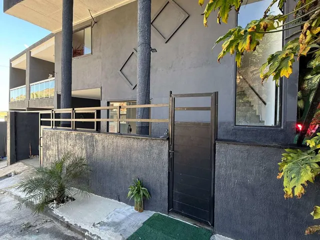 Imagem: Casa de Condomínio À Venda em Rio de Janeiro