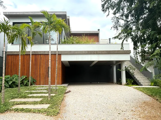 Imagem: Casa Alto Padrão com 4 Suítes À Venda