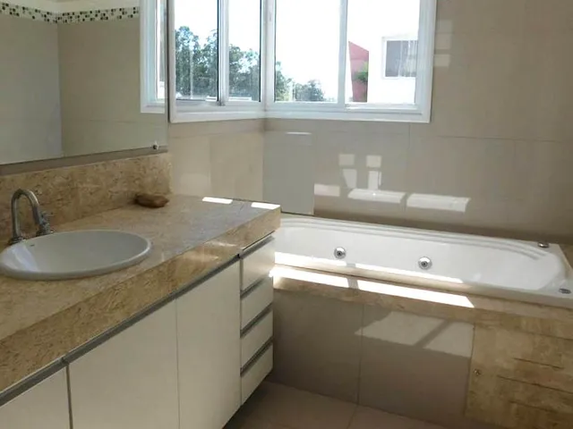 Imagem 3: Casa de Condomínio com 3 Quartos para Alugar, 265M² - Alphaville Dom Pedro, Campinas