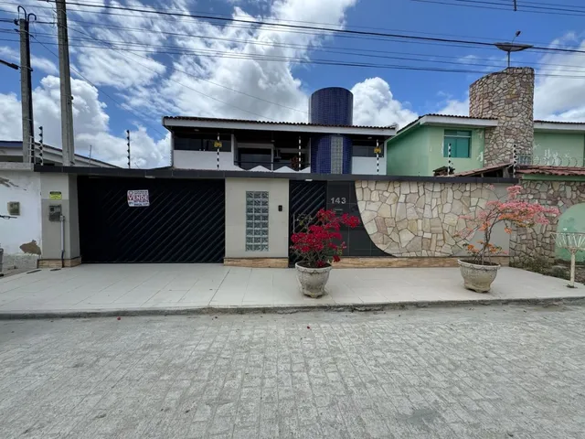 Imagem: Casa com 4 dormitórios à venda, 204 m²