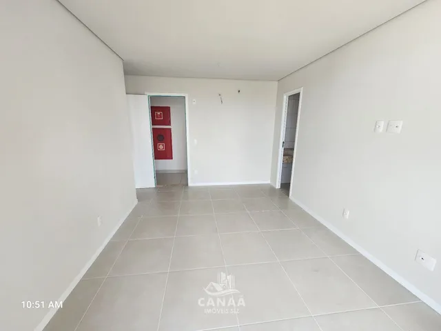 Imagem 4: Apartamento à Venda em Jardim Renascença - 2 Suítes - Nascente e Ventilado