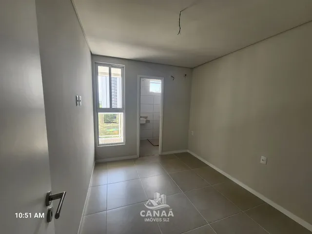 Imagem 7: Apartamento à Venda em Jardim Renascença - 2 Suítes - Nascente e Ventilado