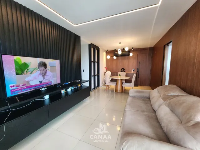 Imagem: O apartamento possui 2 Dormitórios, 1 Suíte, 2 Banheiros,