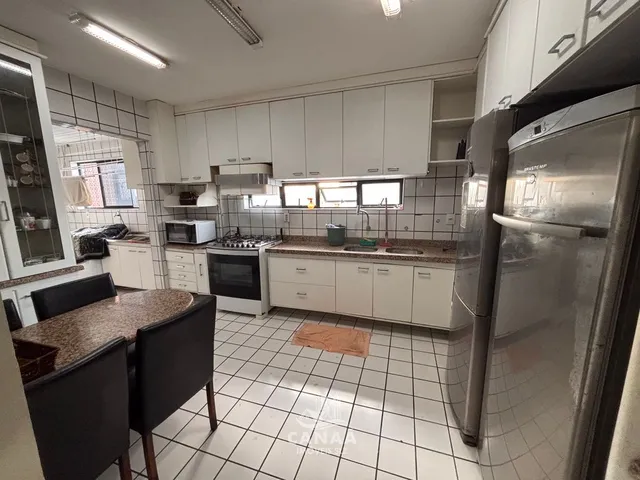 Imagem 6: Vende-se Espaçoso Apartamento no Ed. Amsterda - Jd. Renascença II - 4 suítes