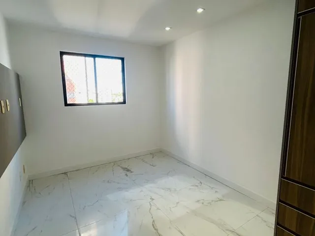 Imagem 12: Vende-se Lindo Apartamento na Ponta D'Areia - 3 quartos - Nascente - Reformado