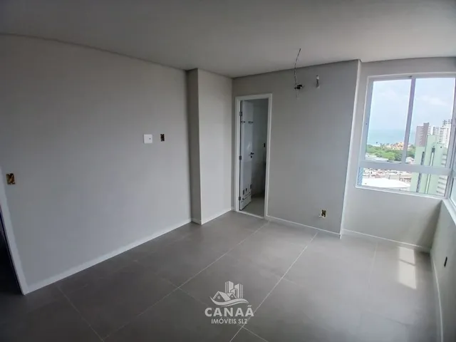 Imagem 13: Vende-se Excelente Apto em Ponta D'Areia - 3 quartos - Nascente - Ventilado