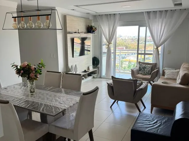 Imagem: O apartamento possui 3 Dormitórios, 1 Suíte, 2 Banheiros,