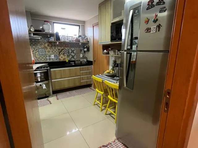 Imagem 10: Vende-se Excelente Apartamento no Ed. Dellamare - 3 quartos - Nascente-Vista mar