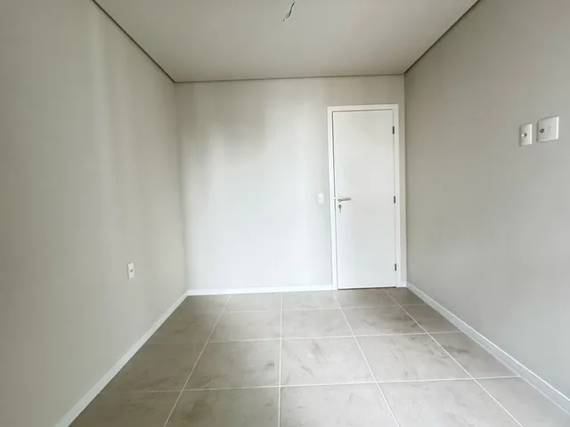 Imagem 9: Vende--se Apartamento no Cond. Easy - Jd. Renascença - 2 quartos - Vista Livre