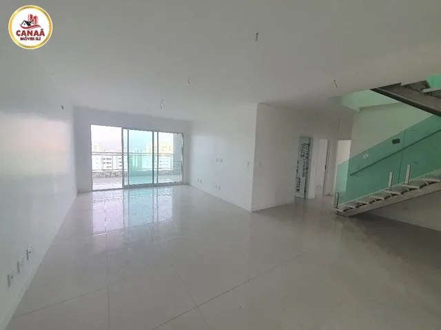Imagem: A casa possui 5 Dormitórios, 5 Suítes, 6 Banheiros, 5