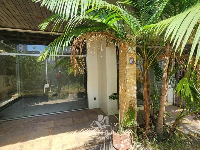 Imagem 8: Oportunidade - Vende-se Excelente Casa no Jardim Renascença - 360m² - 3 quartos