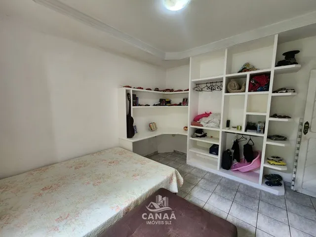 Imagem 9: Vende-se Espaçosa Casa no Parque Athenas - 3 Suítes-360m²-Excelente Oportunidade