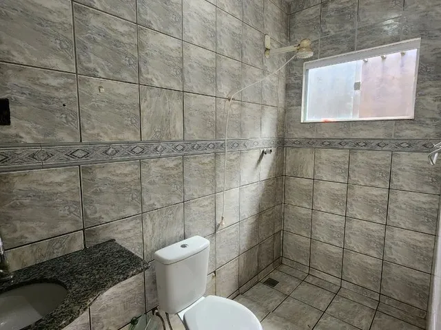 Imagem 15: Vende-se Espaçosa Casa no Parque Athenas - 3 Suítes-360m²-Excelente Oportunidade